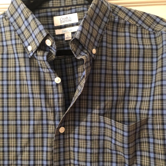Croft & Barrow Men’s green & blue plaid button up - Picture 3 of 3